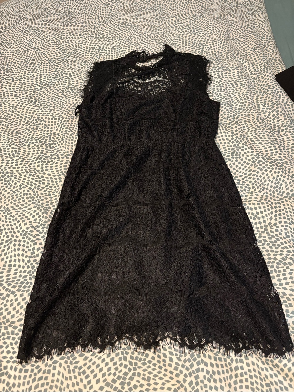 Black Lace Sleeveless Dress